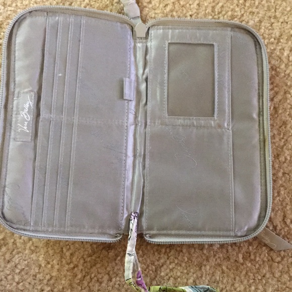 Vera Bradley Watercolor wristlet - Picture 3 of 4